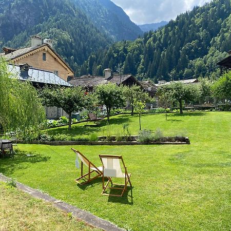 Bed and Breakfast L'Aria Di Casa Alagna Valsesia Exteriér fotografie