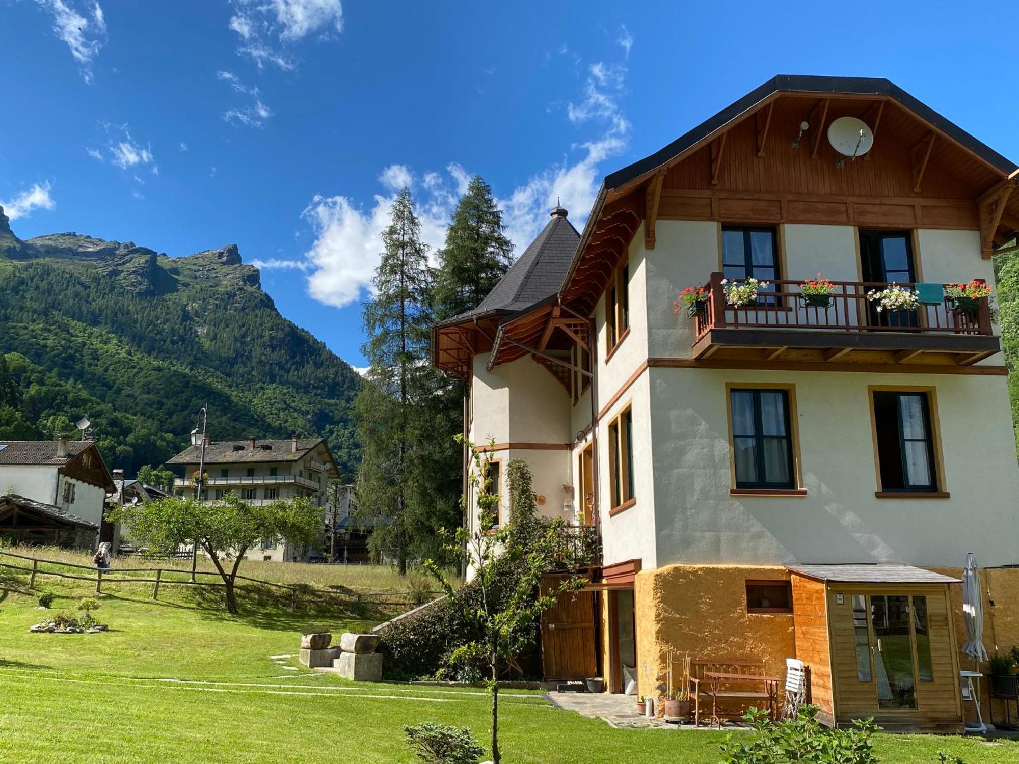 Bed and Breakfast L'Aria Di Casa Alagna Valsesia Exteriér fotografie