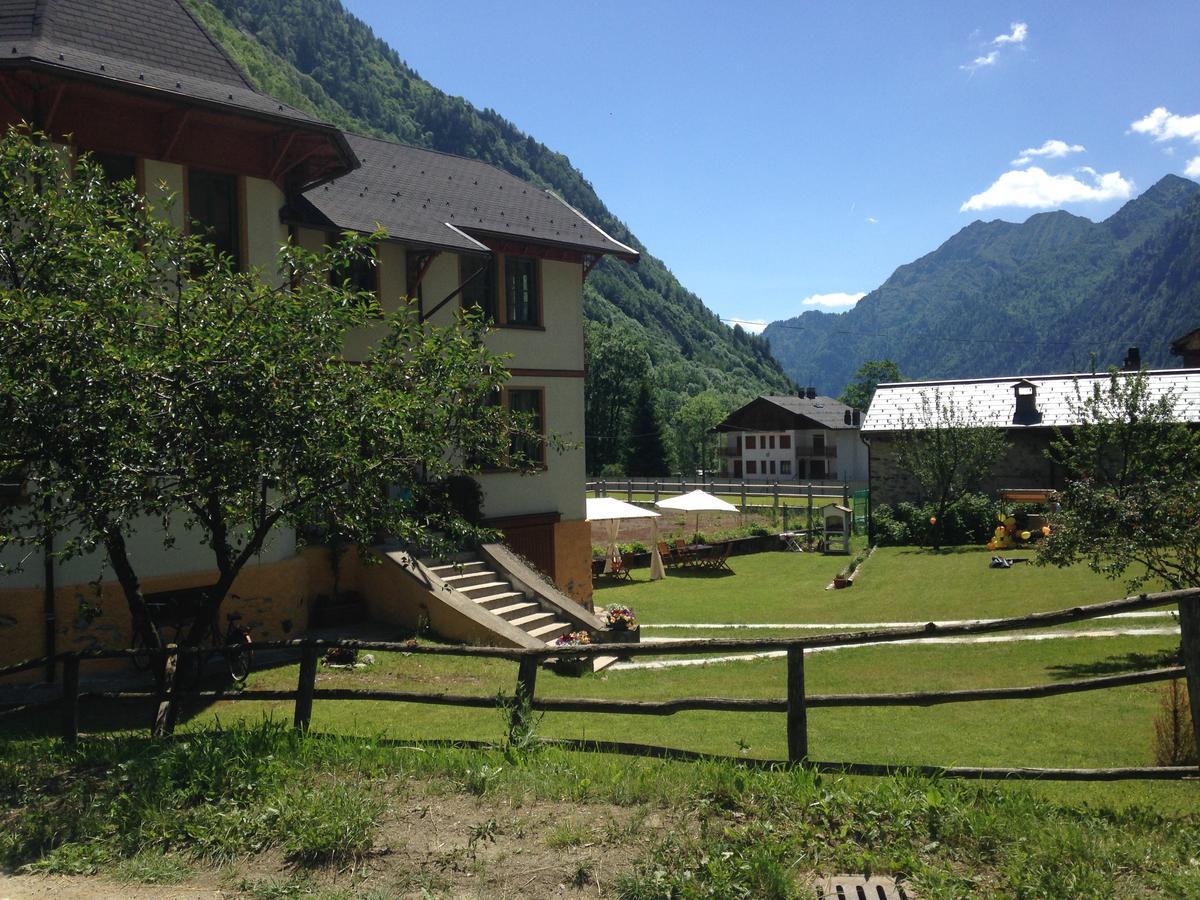 Bed and Breakfast L'Aria Di Casa Alagna Valsesia Exteriér fotografie